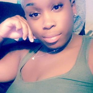 Meet your Posher, Shanitra